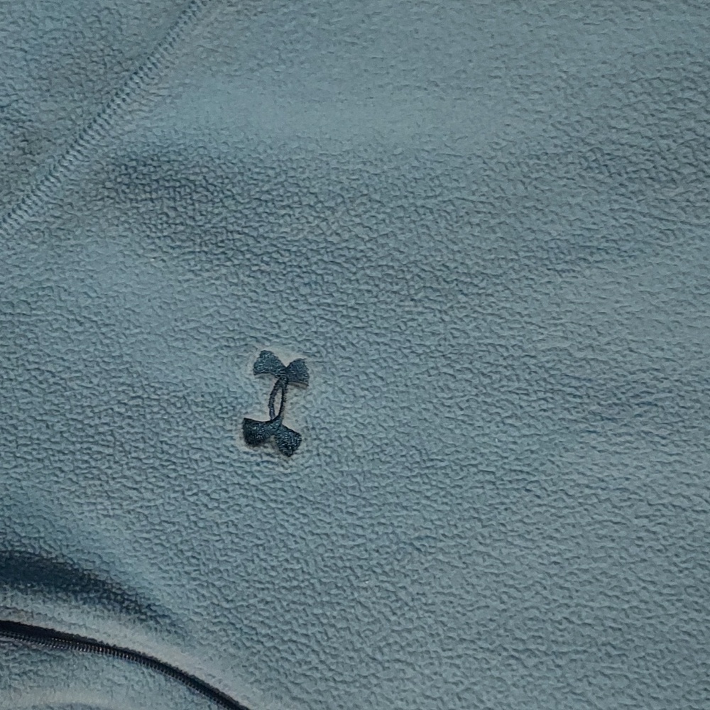 Under Armour pullover - Picture 2 of 5